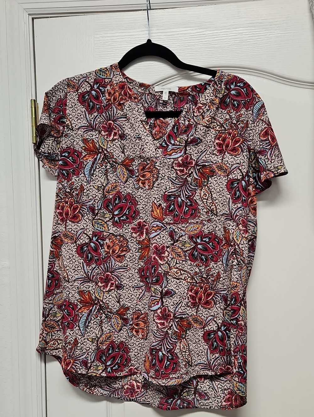 Maurices Burgundy Multi Floral V-Neck Short Sleeve Top
